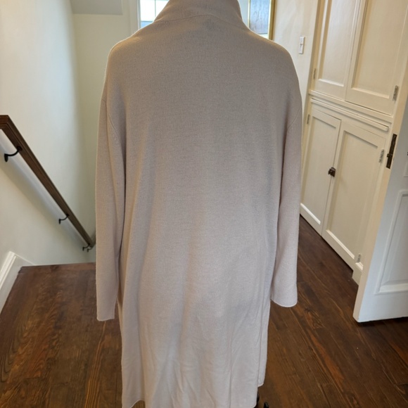 Neiman Marcus - Picture 5 of 6